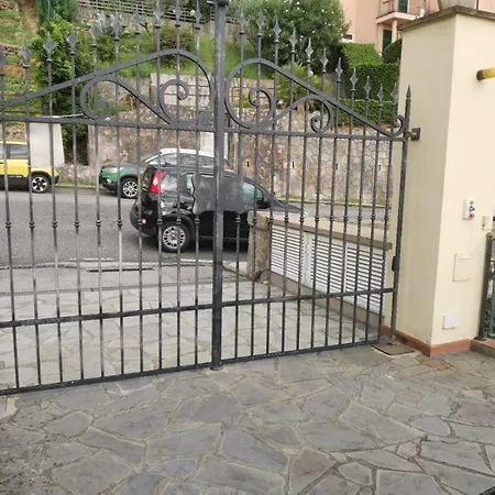 Nina 4* لا سبيتسْيا